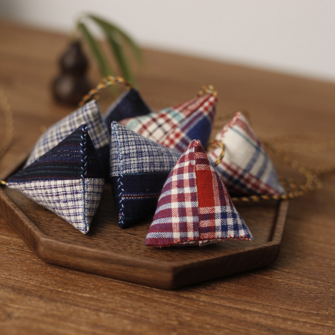 Sachet Cloth Art Handmade Ornament Retro Wind Health Calming Indoor Living Room Bedroom Car Ornament Aromatherapy