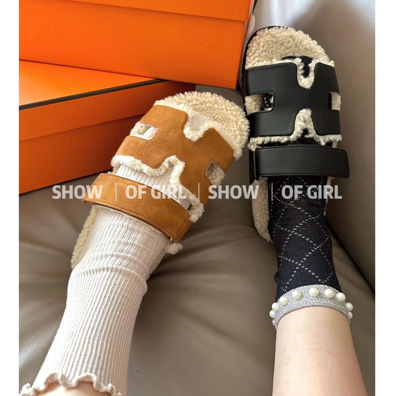 Show of Girl 25Ss Is so Comfortable to Wear! Autumn and Winter Lamb Wool Slippers, Slip-On Teddy Fur Shoes