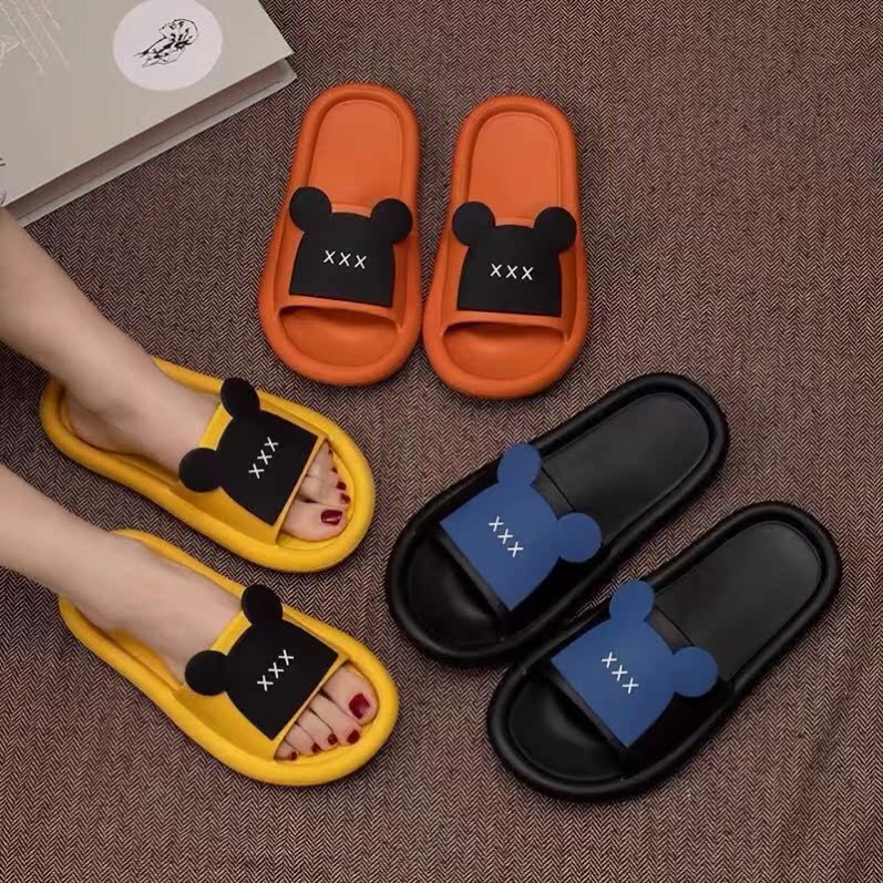 Shakyun 2020 new slippers women wear net red home anti - ski bathroom in parent - child sandals man outside summer