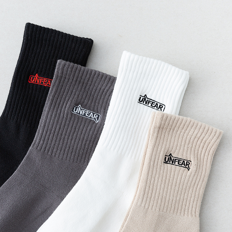 Autumn Winter Hair Circles Thicken Sport Middle cylinder Sox Men and women Couples 100 hitch embroidered Long Sox Tide Street Skateboard Socks