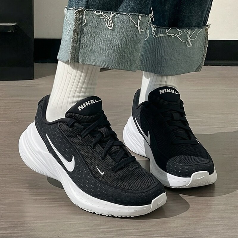 Nike Official Flagship Genuine Women's Running Shoes 2026 Autumn Model Women's Cushioning Sports Shoes Mom Shoes