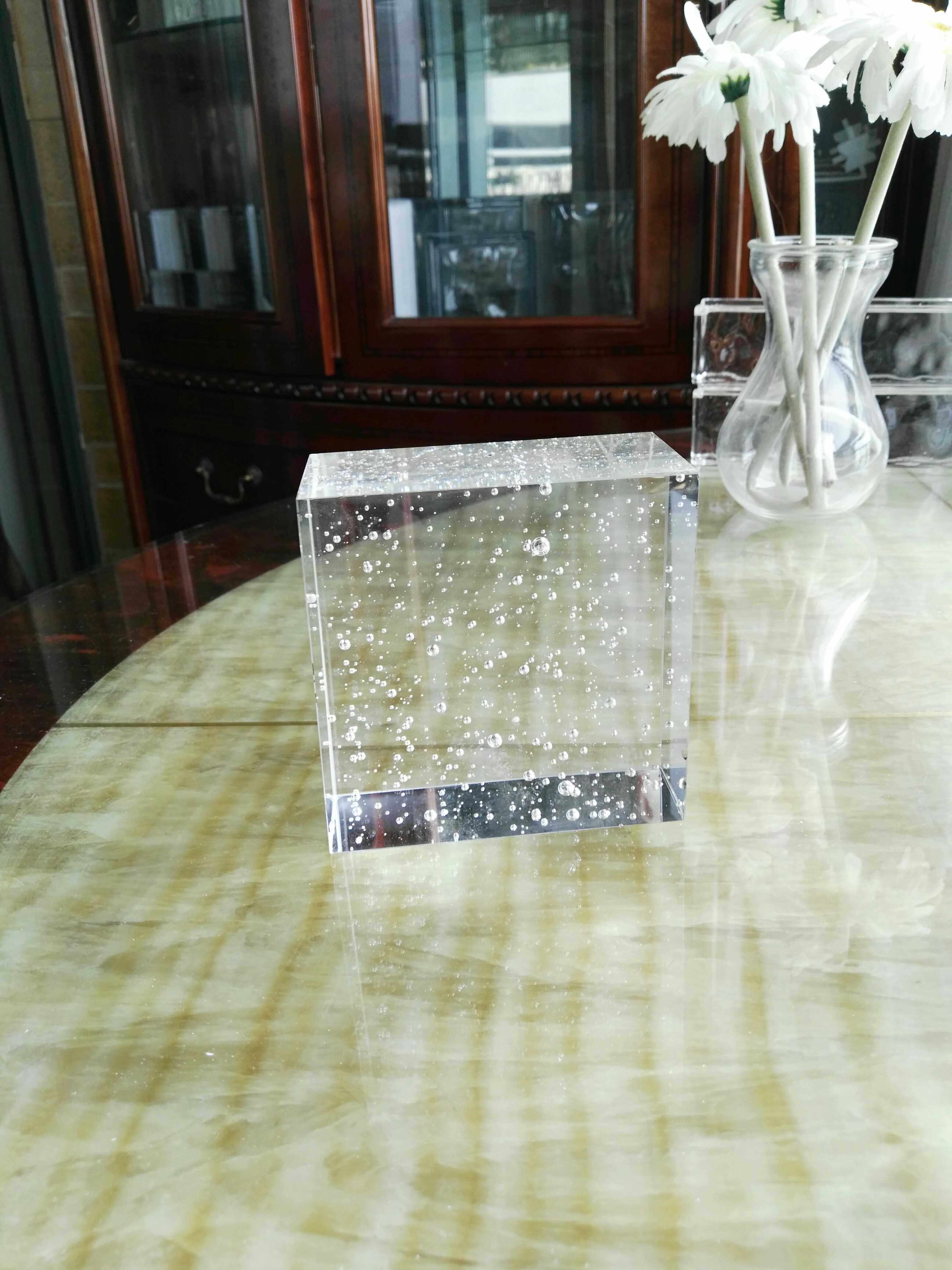 Excellent polished high white material bubble solid glass brick 100*100*50mm commercial area is suitable for high-grade places