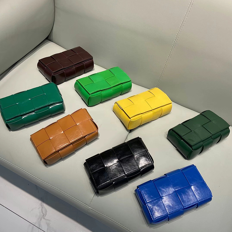 High-End Oil Wax Leather Mini Woven Bag 2026 Super Popular Genuine Leather Waist Bag Chest Bag Women's Crossbody Bag with Eight-Compartment Design