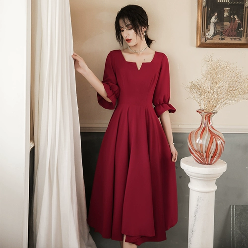 Toast Wear Bride 2025 Новое женское винно-красное платье для помолвки и встречи выпускников, маленькое платье, можно носить в обычном режиме