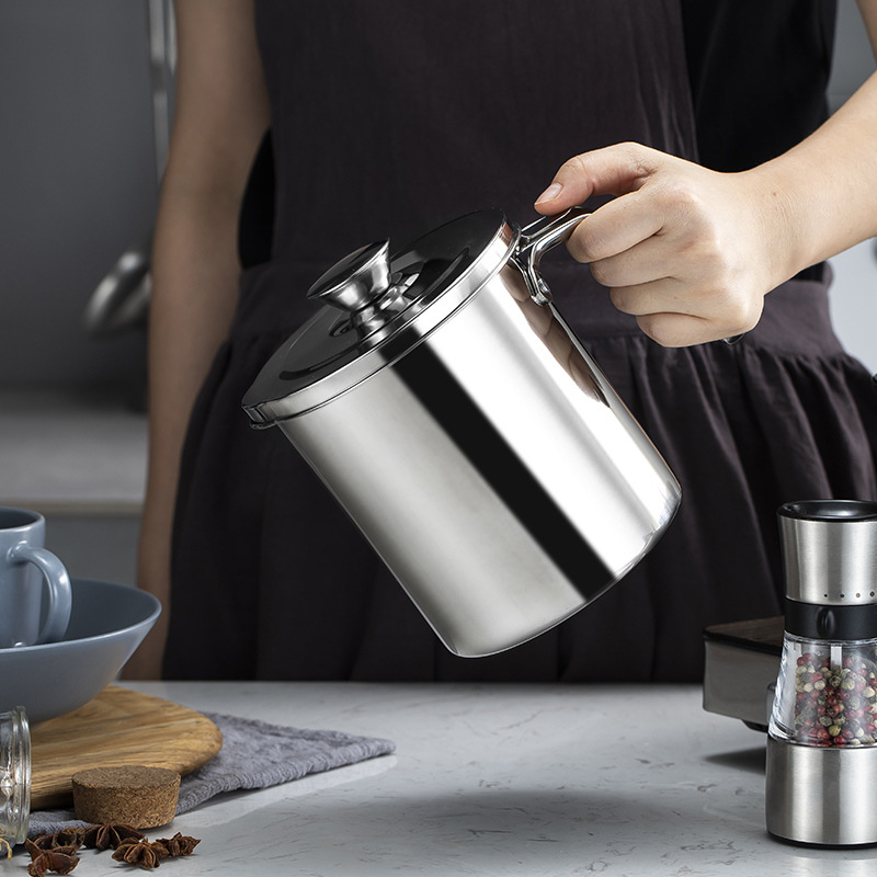 304 stainless steel kitchen supplies oil pot household oil tank pot with lid size capacity filter oil leak-proof oil pot
