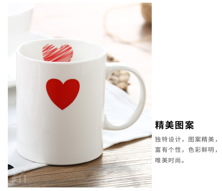 Sáng tạo gốm dao kéo bộ tình yêu bát cốc nhà sứ bát Nhật Bản tráng miệng bát tình yêu khay hộ gia đình đĩa giấy dùng 1 lần
