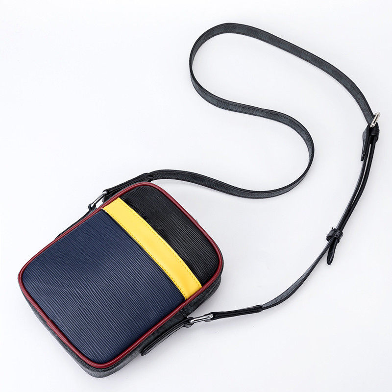 European and American genuine leather men's mobile phone bag 2022 new tide cards single shoulder inclined cross carry-on bag boomer card key bag