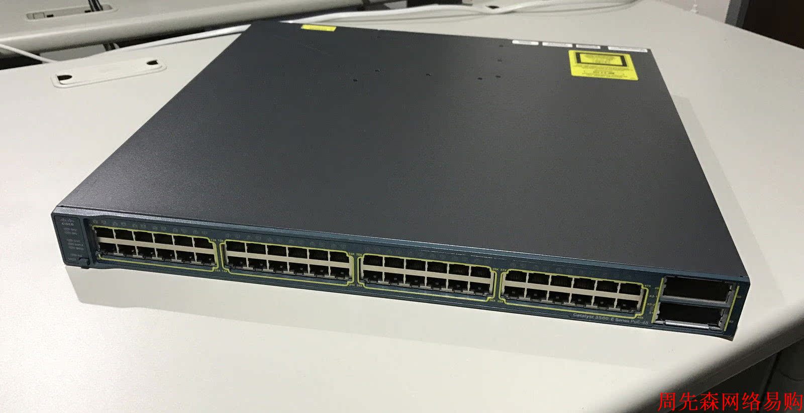 Cisco Cisco WS-C3560E-48TD 48-mouth full one thousand trillion switch with 2 10,000 trillion connector delivery accessories