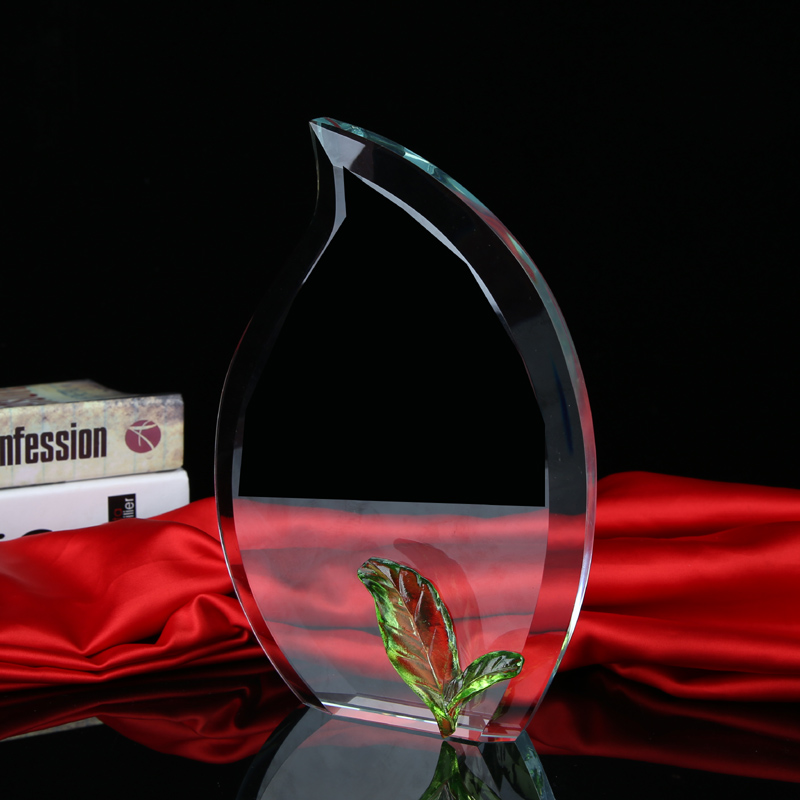 Crystal Trophy Custom Glass Green Leaf Creative Water Drop Trophy Company Competition Awards Commemorative Gift Lettering