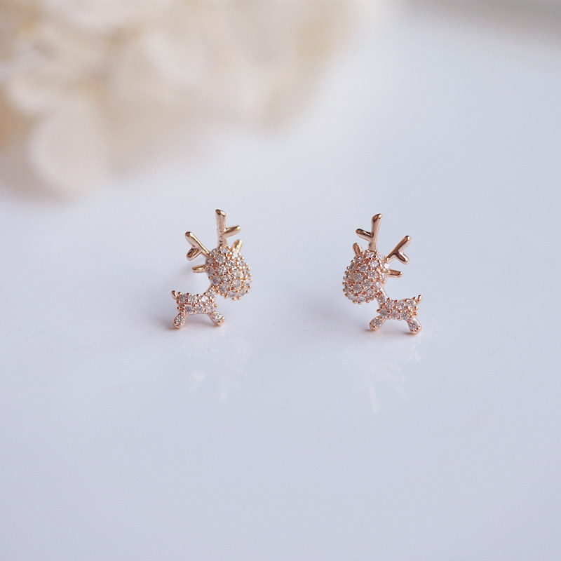 A deer with your pure silver needle inlaid with elk ear needles small and delicate rose gold girlfriends Girlfriend Christmas Gifts