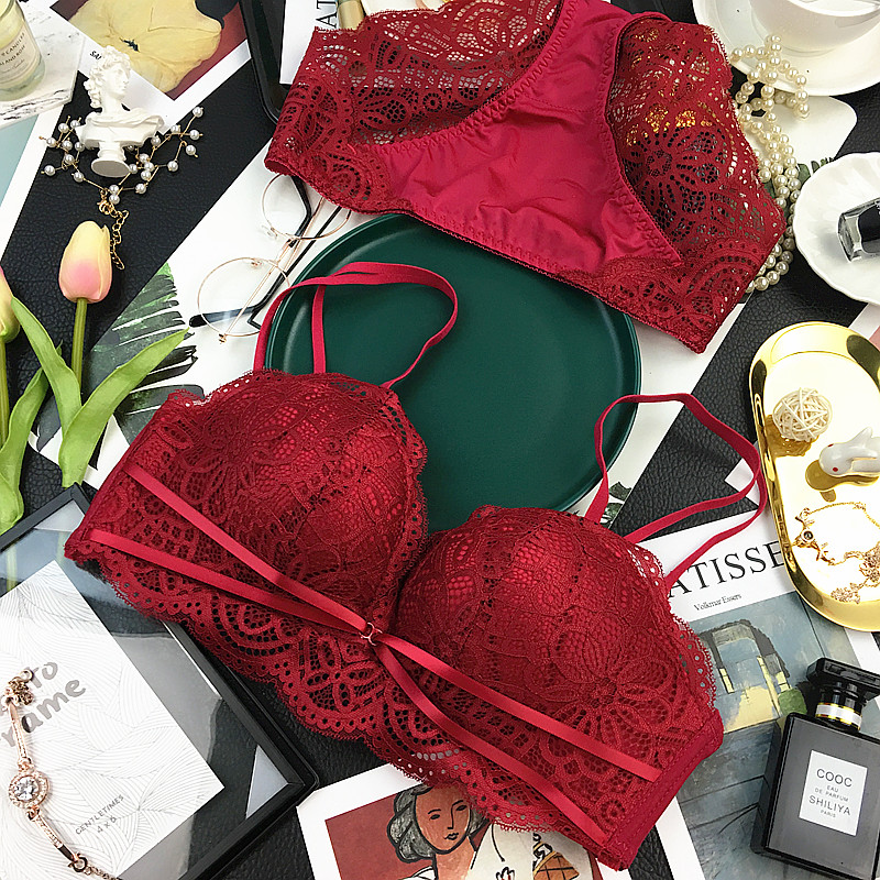 Palm Cup Sexy Lace Lingerie Woman no steel ring small bra Side closeted Breast Adjusted type lingerie suit thick