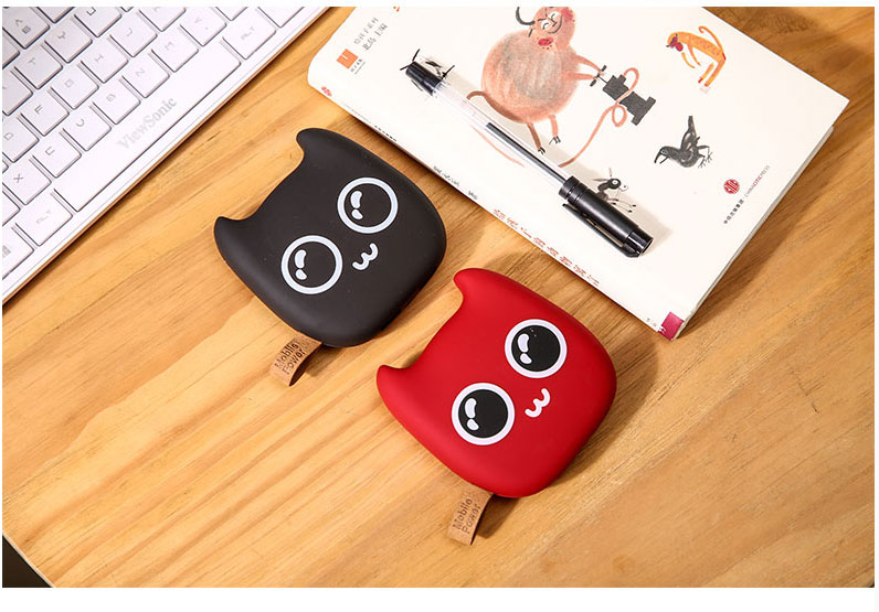 Mini di động sạc điện thoại di động chính hãng Po hàng loạt tùy chỉnh mA mỏng mô hình cartoon LOGO - Ngân hàng điện thoại di động sạc dự phòng không dây