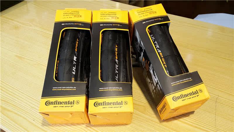 German horse-card Continental Ultra Sport 2 Folding Highway Outburst