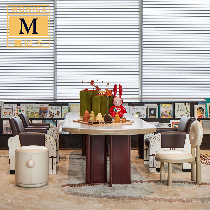 Creative Tables and Chairs for Children's Area in Sales Office, Model Room Early Education Special-Shaped Handmade Reading Desk, Mezzanine Game and Painting Desk