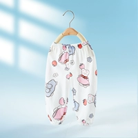 Клубника, с медвежатами