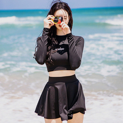 Swimsuit women's 2020 new split conservative skirt style tummy cover slim long sleeves black ins hot spring LEST swimsuit