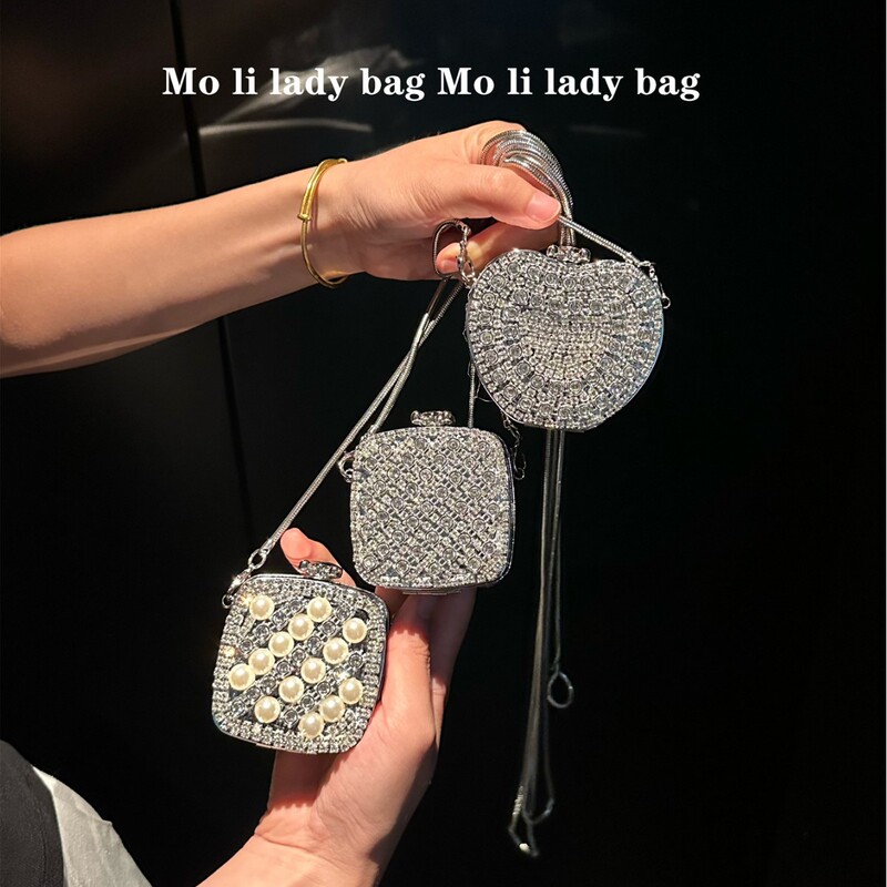 Large European and American Style Concave Shape Light Luxury Sparkling Diamond Decorated Bag High-End Silver Mini Bag Evening Bag