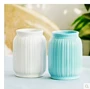 Tối giản hiện đại Châu Âu gốm sứ màu xanh trắng sáng tạo thời trang phòng khách trang trí nhà hoa - Vase / Bồn hoa & Kệ chau nhua