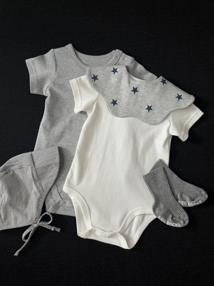 爬行小勇士|Nubiluna婴儿连体衣夏季薄款纯棉短袖套头三角包屁衣