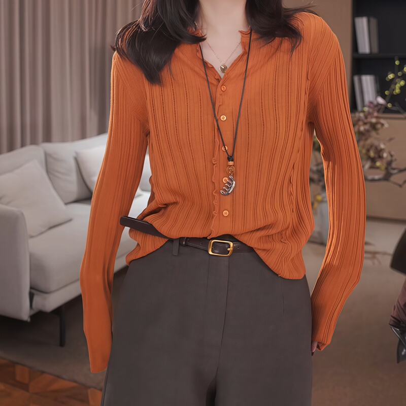 Retro Casual Style V-Neck Long-Sleeved Knitted Cardigan with Ruffled Edges 2026 Autum Slim Fit Design Sweater Top