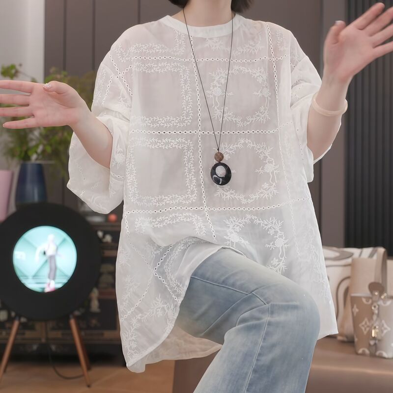 Loose-Fitting Casual Style Embroidered Lace Hollow-Out Long-Sleeved Shirt, Summer High-End, Elegant, Age-Reducing Mid-Length Top