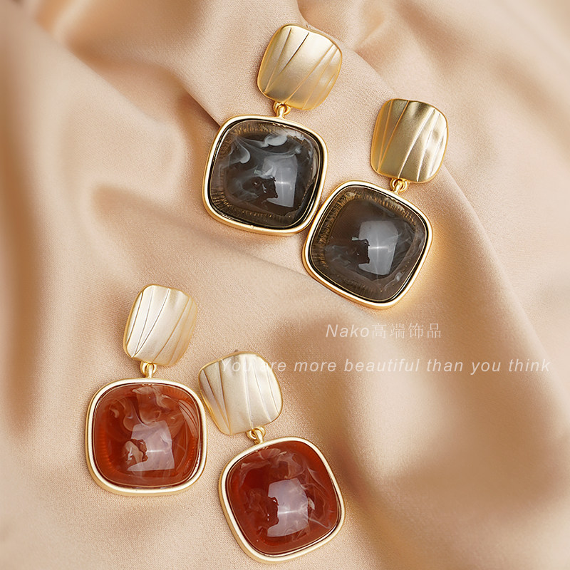 Earrings 2022 New Chains Summer Ear Accessories Advanced Sensation Light Lavish Atmosphere Famous and Palaeoear Pendant Women