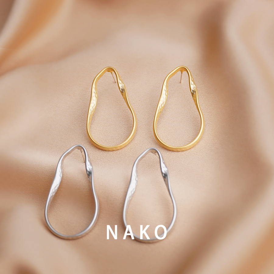 NAKO Matt Geometric Earshot Female Brief Lukewarm Wind 100 Hitch Earrings 2022 New Wave Korea Temperament Net Red