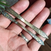 Two of my hairpins one gilt copper and one blue are kept intact as shown in the picture keeping their authenticity.