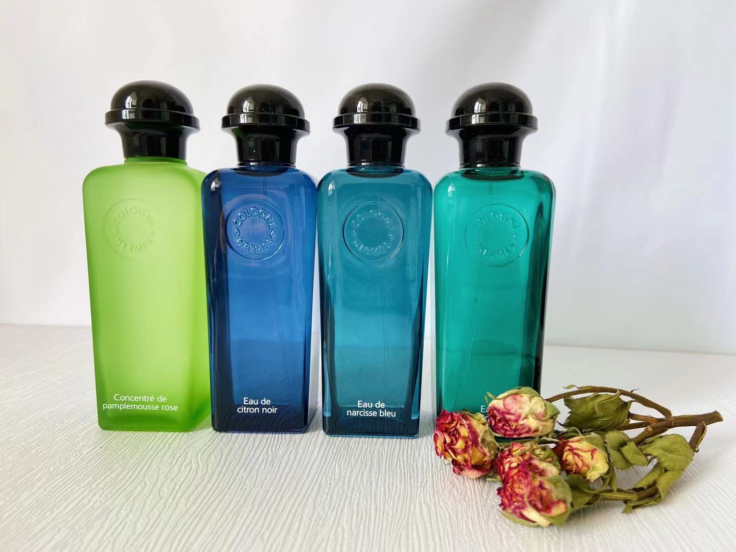 Hermès Bloody Rhubarb Pink Grapefruit Blue Daffodil Orange Green Spring Black Citron Long Salivary Citrus