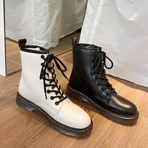 妙钻~新款百搭英伦风马丁靴