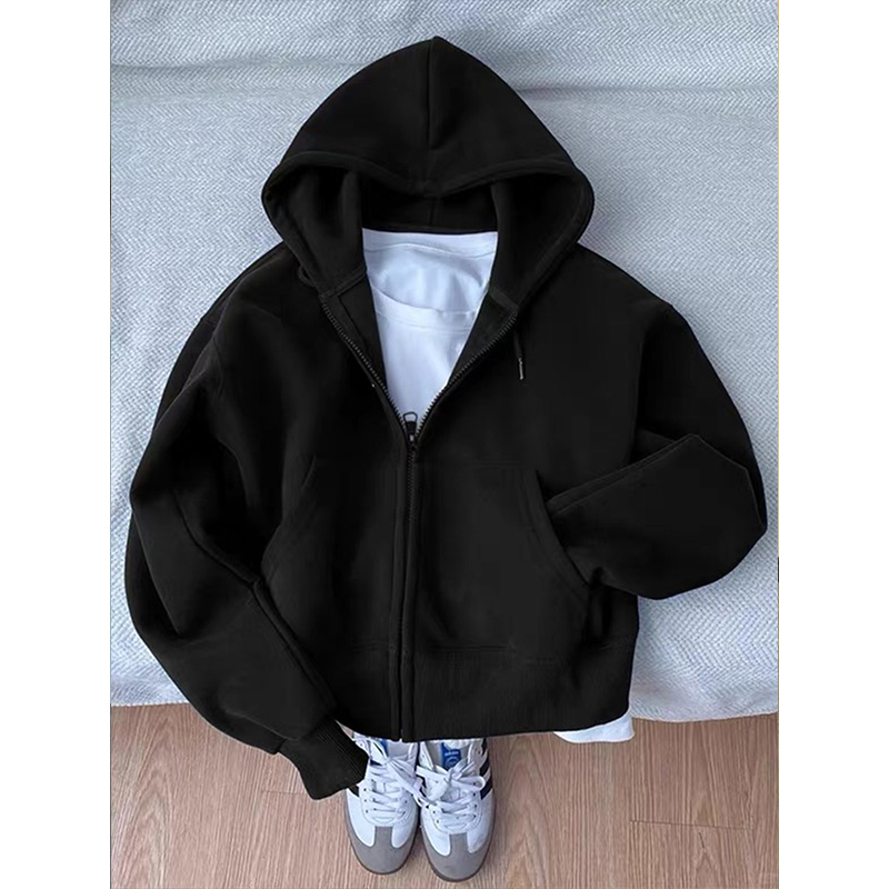 Black Short Zip-Up Hoodie for Men, Trendy Autumn Wear, American-Style Heavyweight Loose Cleanfit Hooded Jacket Black Short Zip-Up Hoodie for Men, Trendy Autumn Wear, American-Style Heavyweight Loose Cleanfit Hooded Jacket