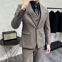 Коричневая пряжка западной одежды+брюки