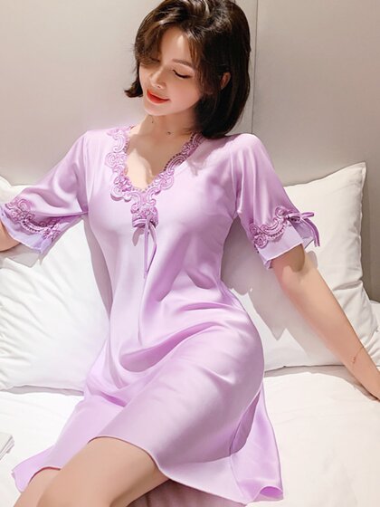 丝绸睡裙连衣裙睡衣女夏季薄款冰丝性感甜美宽松大码家居服大码春