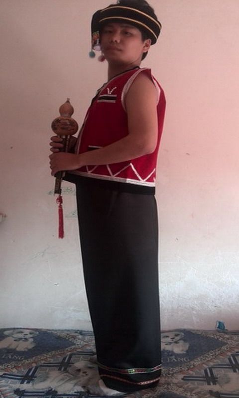 Ethnic minority dance costumes Wa ethnic Hani ethnic Dai ethnic men's clothing Hulusi playing stage performance costumes