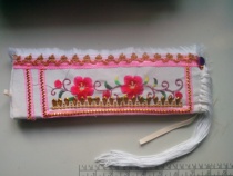  Yunnan ethnic minority clothing White girl hat Gourd silk dance performance headdress girl embroidered hat