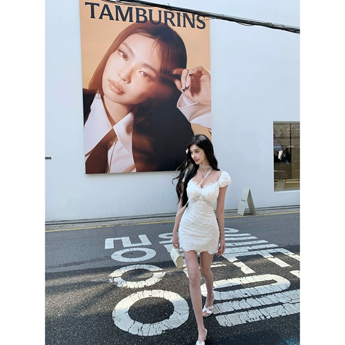 Barb Chill Кружевная милая мини-юбка, кружевное платье, V-образный вырез