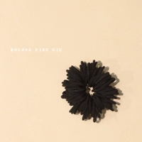 Классический черный (60 нарядов) диаметр диаметром около 2 см.