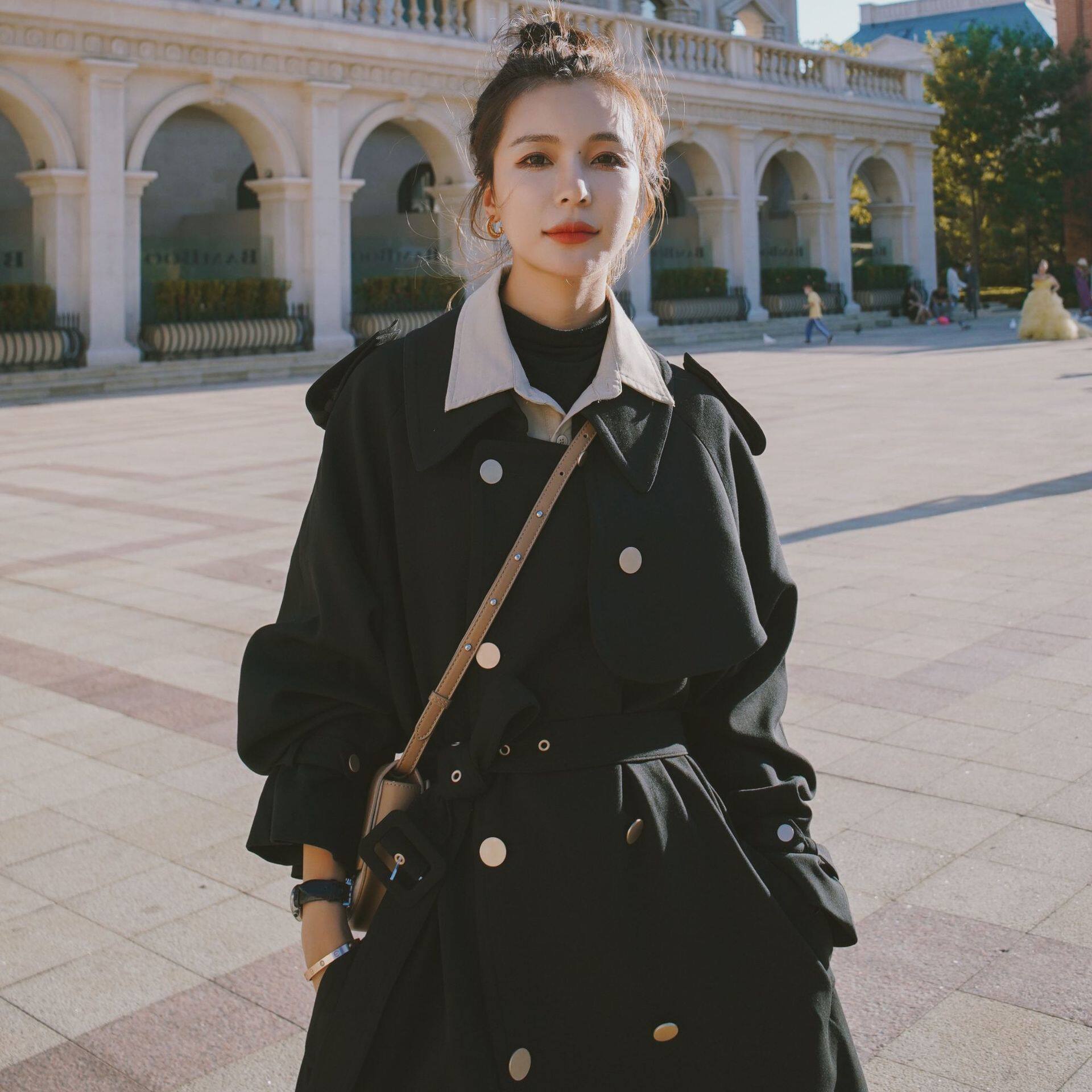 Black Fat Sister Windsuit Woman Mid 2022 New Fat mm Large size Korean version over knee coat jacket 200 catty