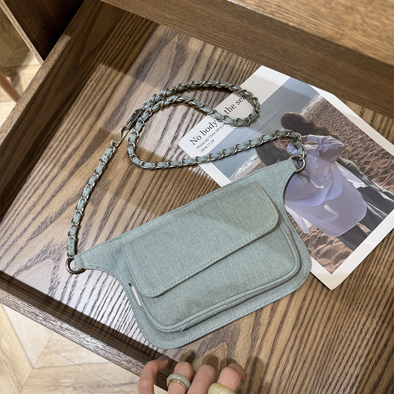 2026 Spring/Summer Niche Design Chain Denim Waist Bag, Stylish Phone Bag with Multiple Carrying Methods, Fashionable, Versatile, and Exquisite for Women