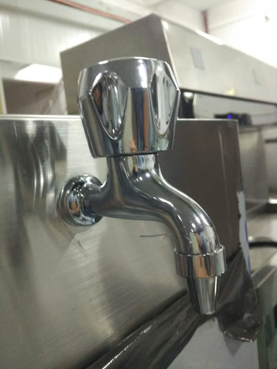 Energy saving water dispenser tap accessories Stainless Steel Boiler 4 Sub-connector Outflow Nozzle Backplate Accessories E