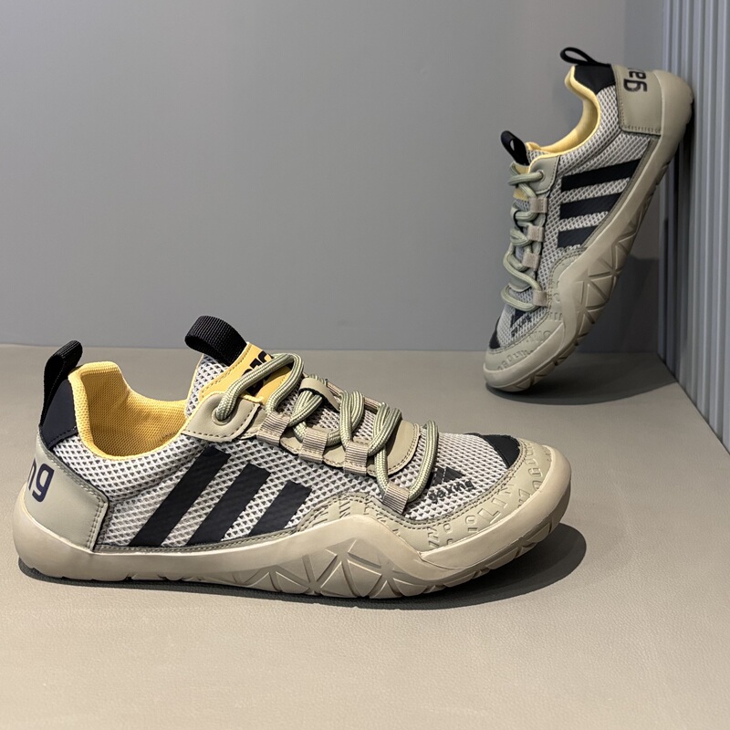 Men's Shoes 2026 New Lightweight Soft-Soled Casual Shoes Three-Stripe Flat Driving Shoes Men's Summer Breathable Mesh Shoes Men's Shoes 2026 New Lightweight Soft-Soled Casual Shoes Three-Stripe Flat Driving Shoes Men's Summer Breathable Mesh Shoes