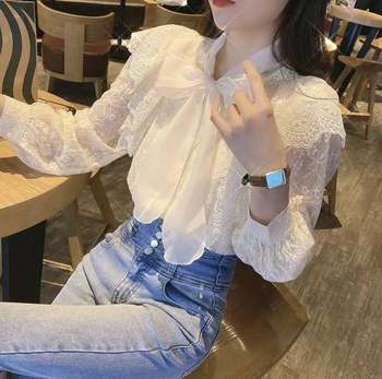 Spring 2022 new women's chiffon shirts lace bottoming shirts small French high-end short tops