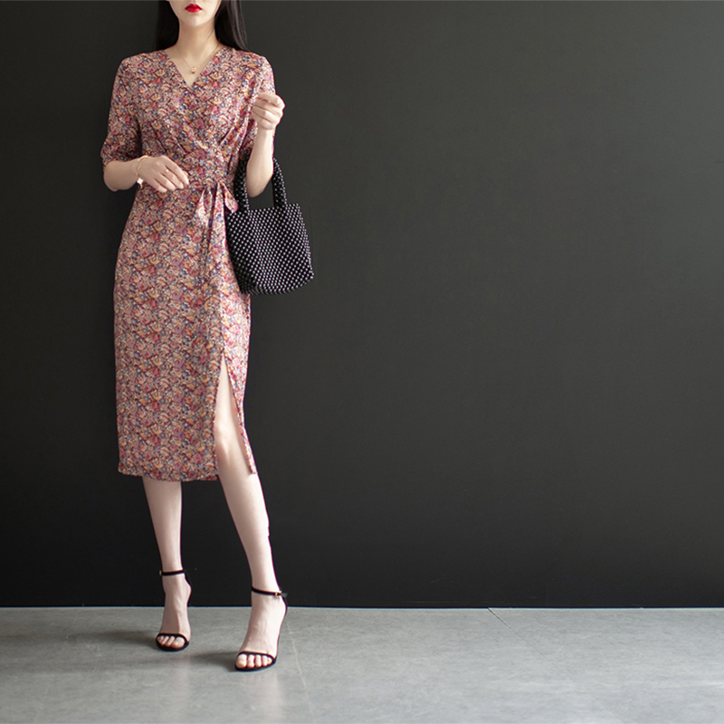 Canary Kisss floral dress women 2021 summer New temperament V collar short sleeve waist lace Medium-length dress