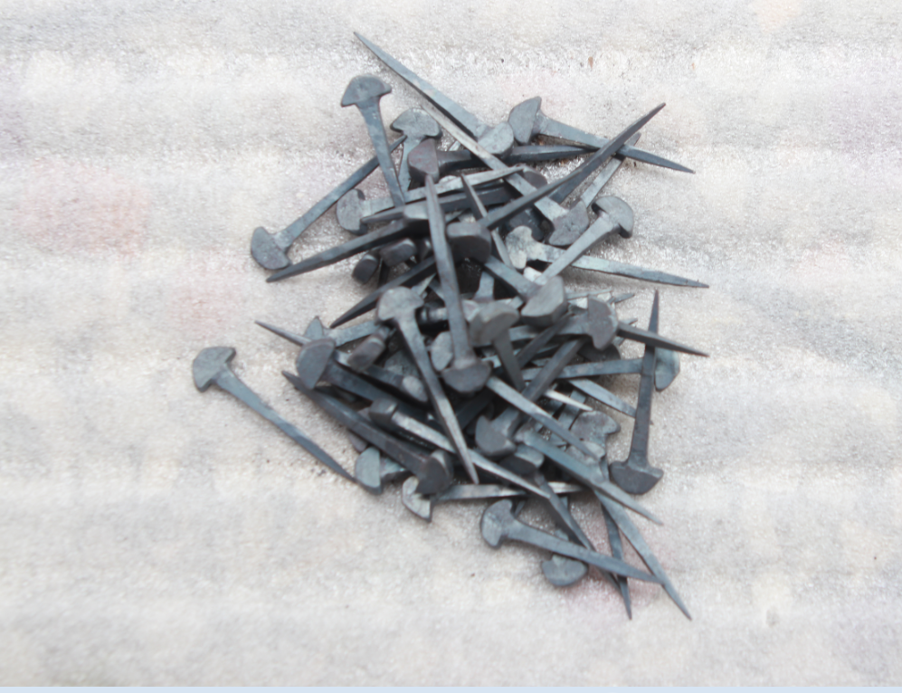 Traditional process Horseshoe nail Horse nail Horse nail 1 pound packing 120 - 130 guaranteed quality nationwide