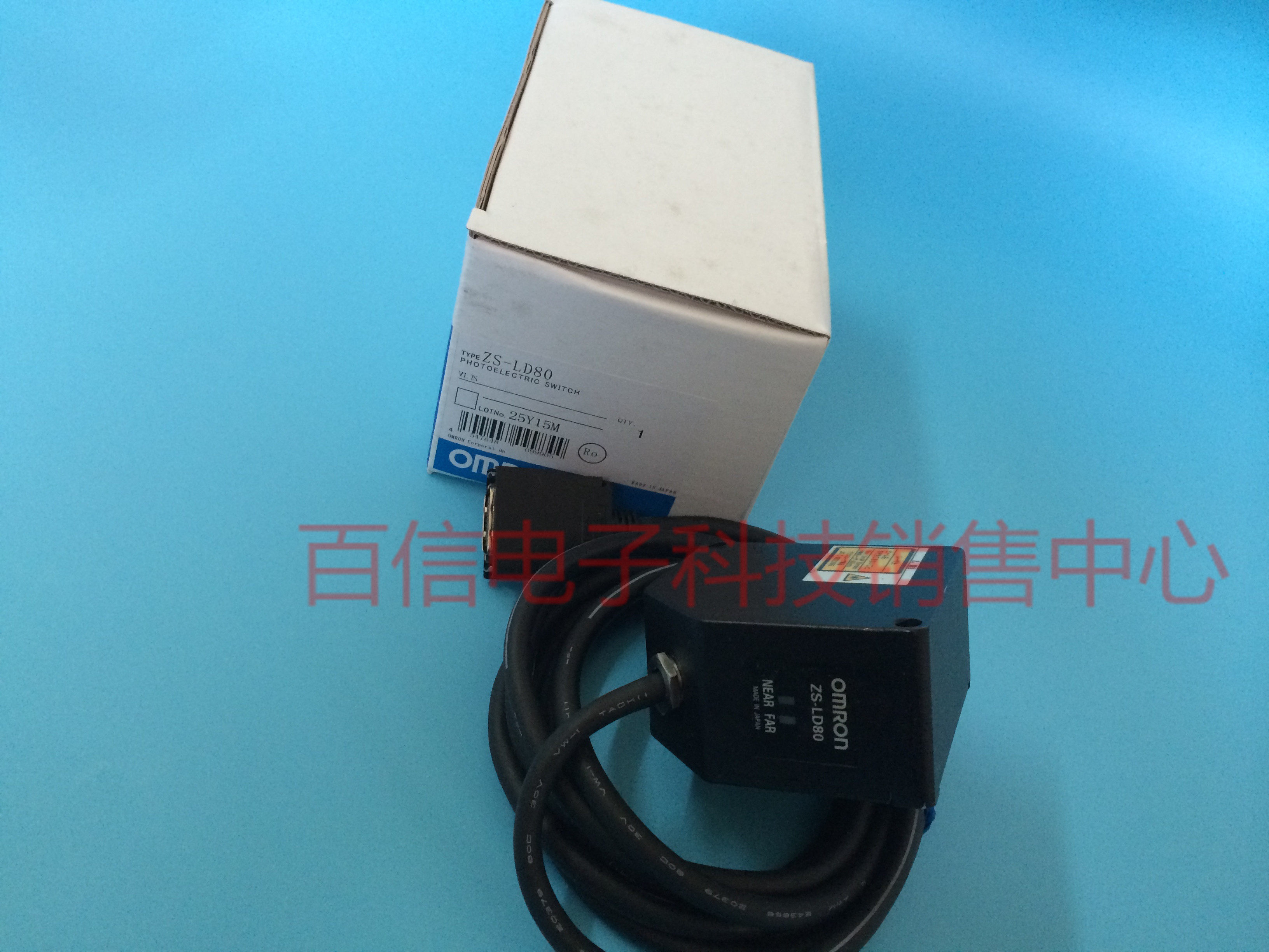 Original OMRONZS-LD80 laser smart sensor special sale spot