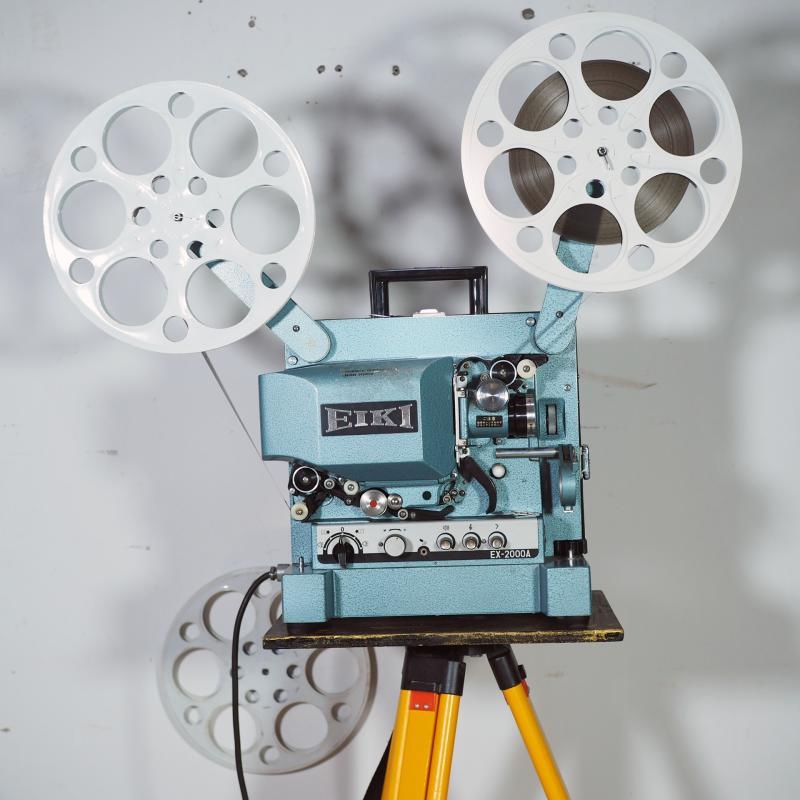 Vintage Film Projector 16mm Film Cinema Projector Aiqi 350W Xenon Lamp Machine in Good Working Condition with Tripod