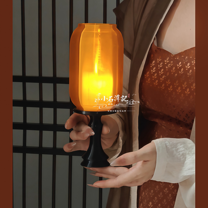 Hanfu Accessories, Simulated Retro Tang, Song, and Ming Dynasty Candlesticks, Octagonal Palace Lanterns, Ancient Style Photography, Photo Shoot, and Runway Props Hanfu Accessories, Simulated Retro Tang, Song, and Ming Dynasty Candlesticks, Octagonal Palace Lanterns, Ancient Style Photography, Photo Shoot, and Runway Props