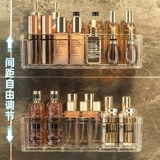 Стена ванной комнаты.