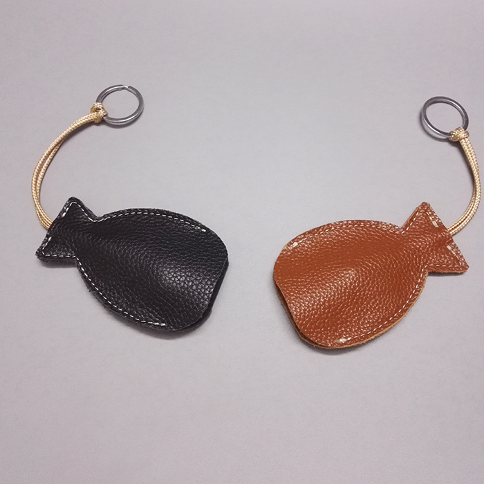 Móc khóa da cá dễ thương Khóa da Baotou Bộ khóa da handmade móc khóa thời trang cá tính ví móc khóa da thật