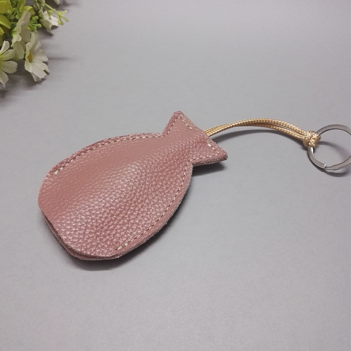 Móc khóa da cá dễ thương Khóa da Baotou Bộ khóa da handmade móc khóa thời trang cá tính ví móc khóa da thật